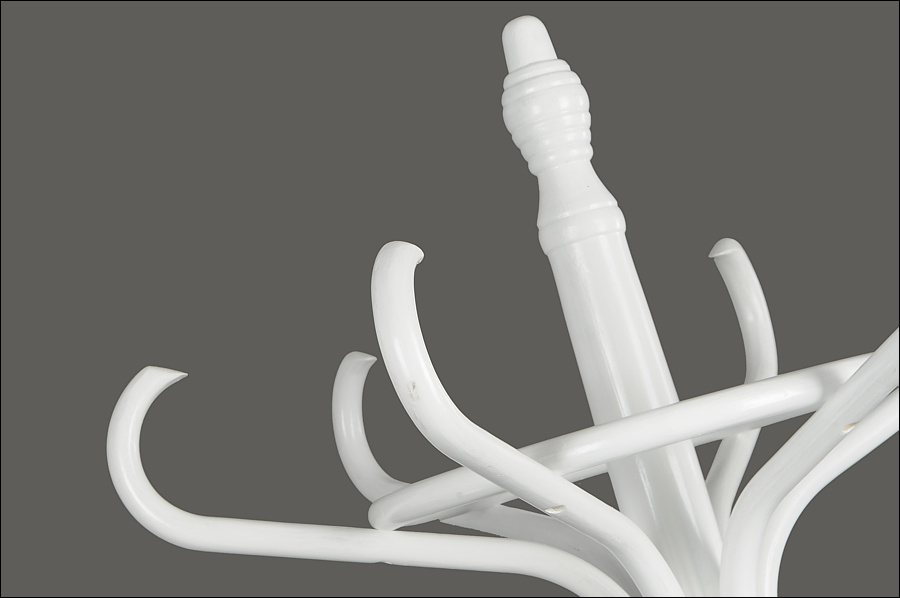 Wieszak drewniany WDR-1/WE biały