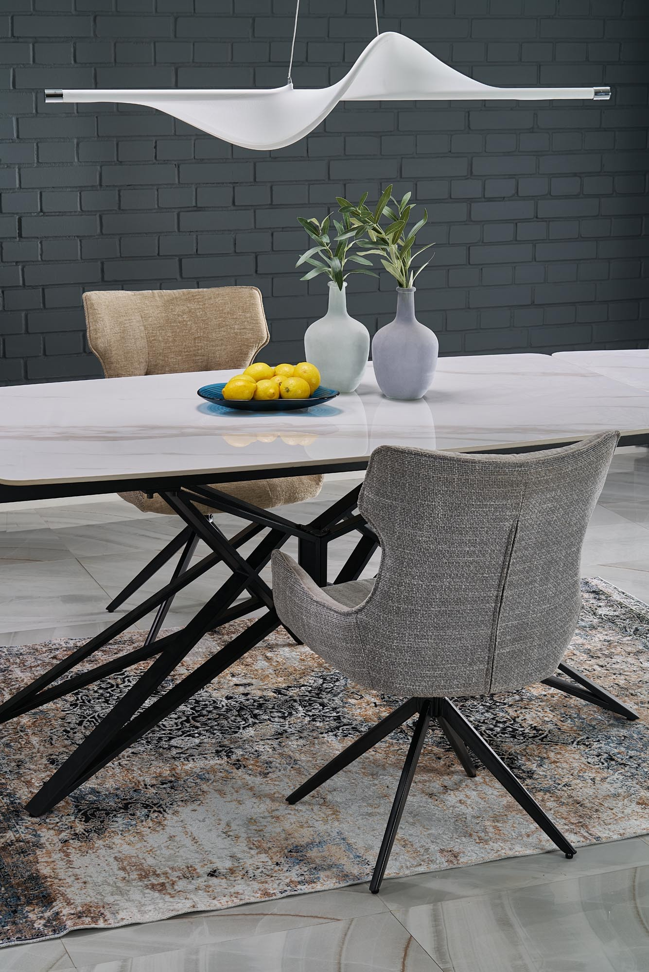 K573 krzesło obrotowe kolor beżowy