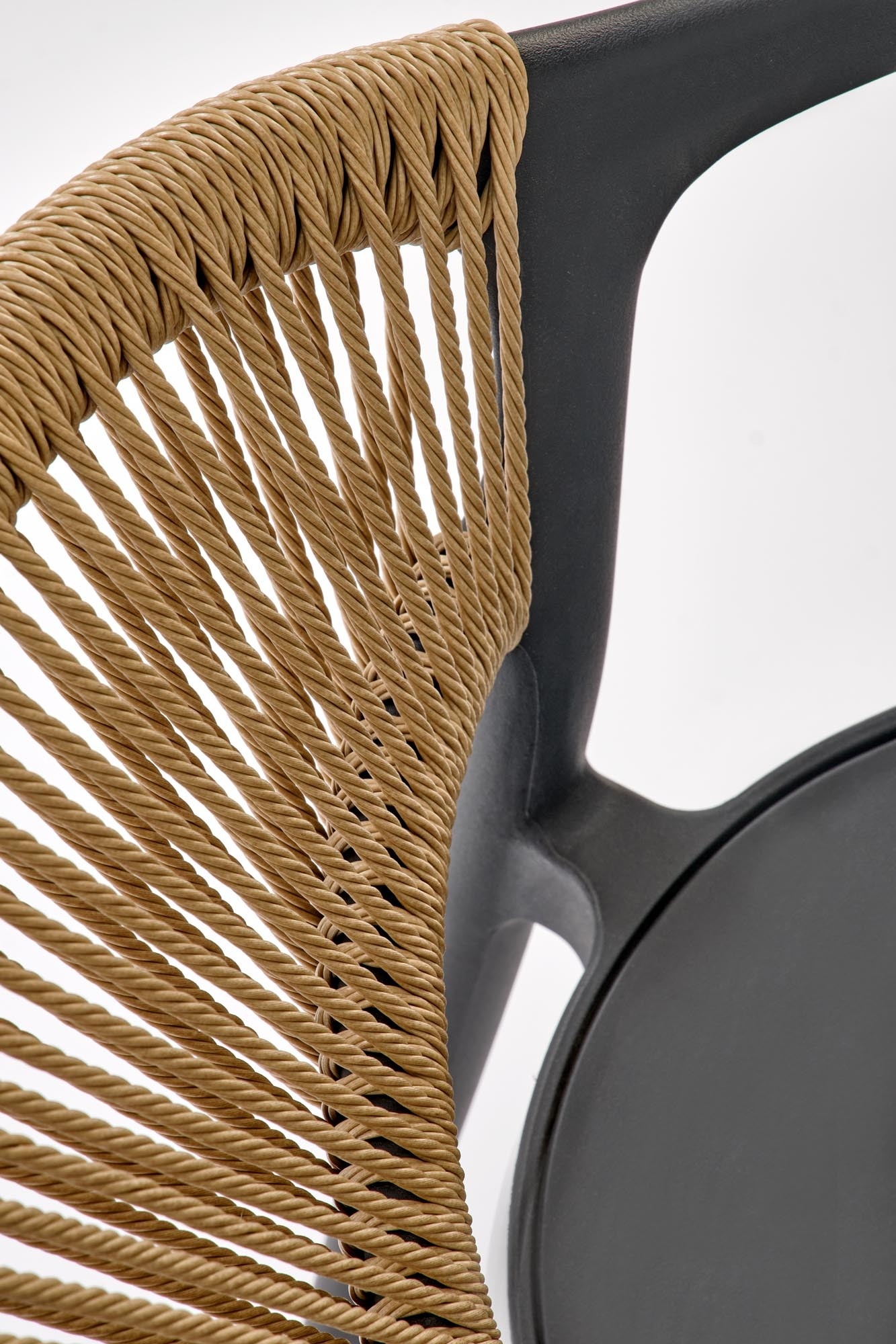 K582 krzesło kolor czarny / naturalny