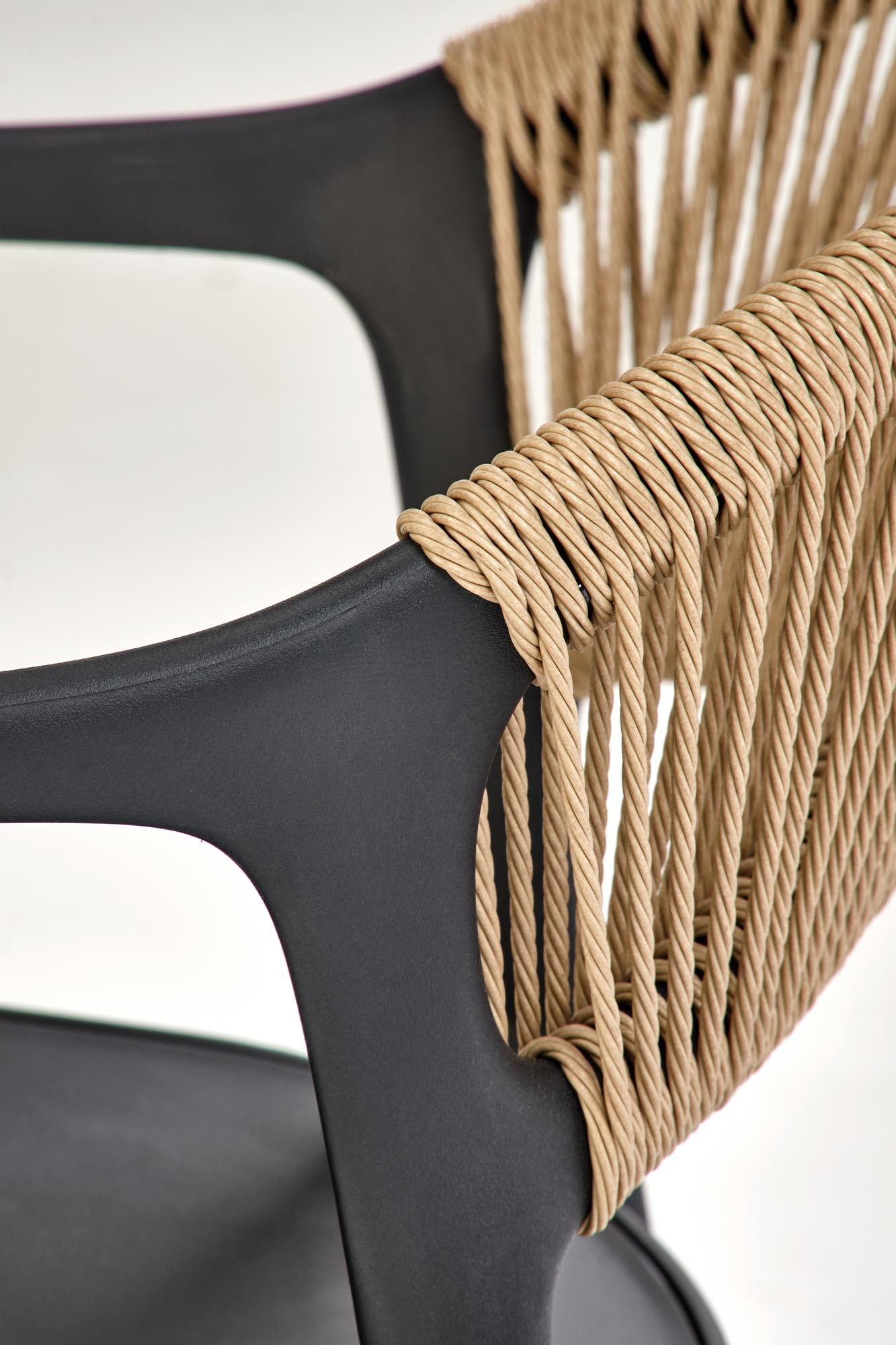 K582 krzesło kolor czarny / naturalny