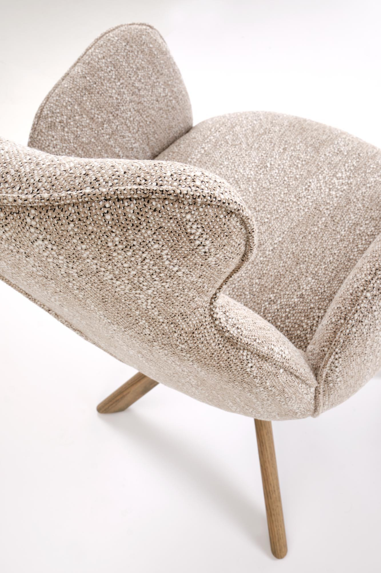 K585 krzesło z funkcją obrotu kolor ciemny beżowy / jasny orzech