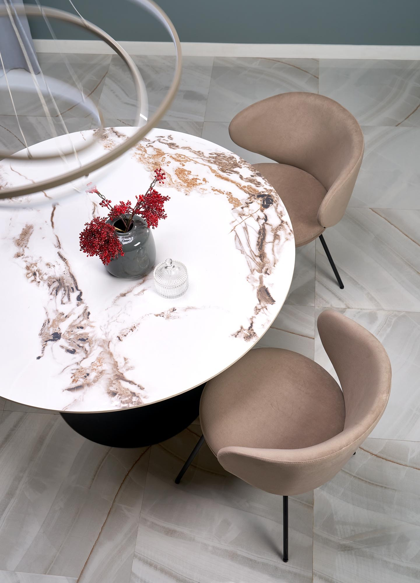 K587 krzesło kolor beżowy