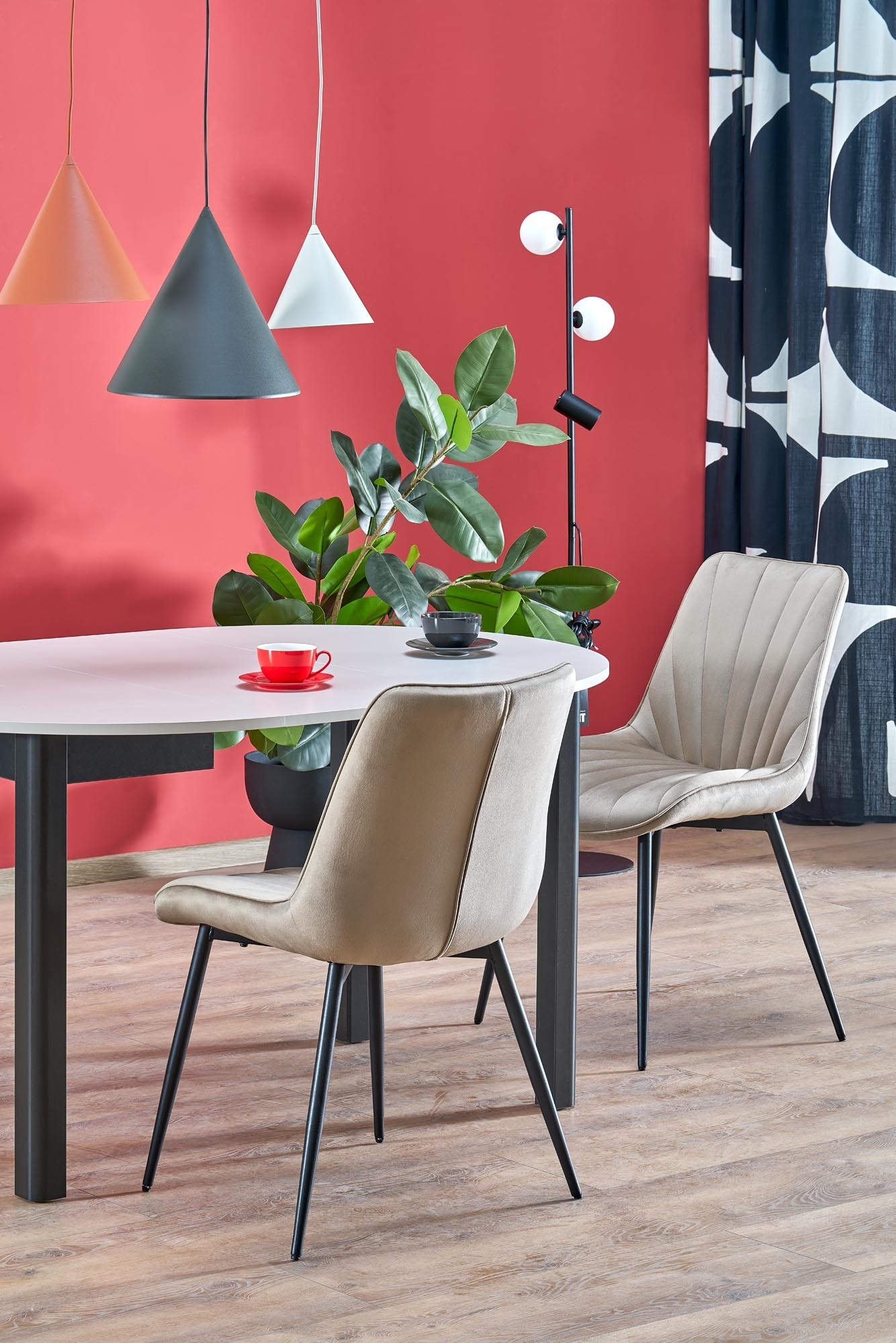 K589 krzesło kolor beżowy