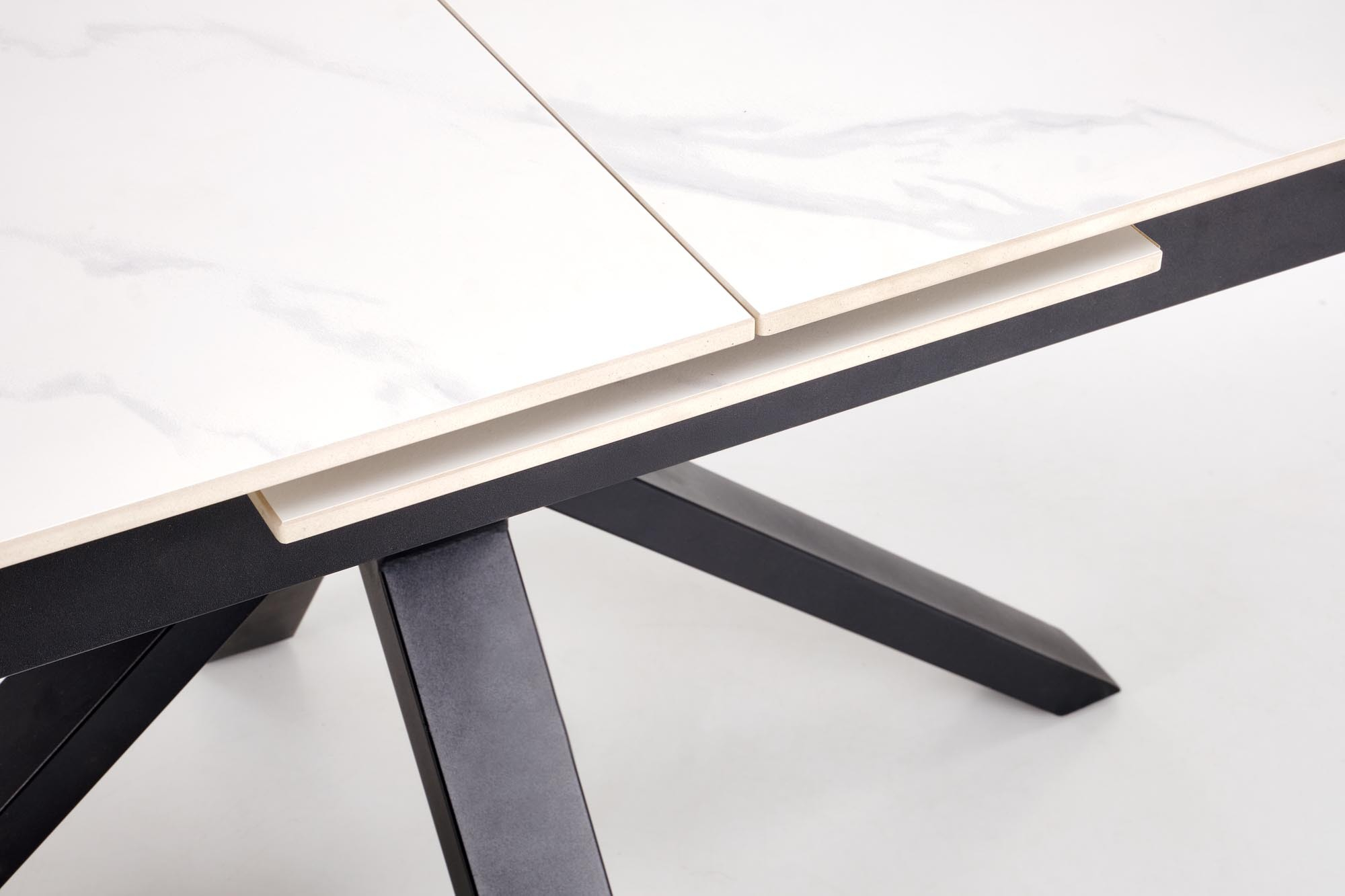 PLATAN stół rozkładany 140-180/85/76 cm, biały marmur / czarny