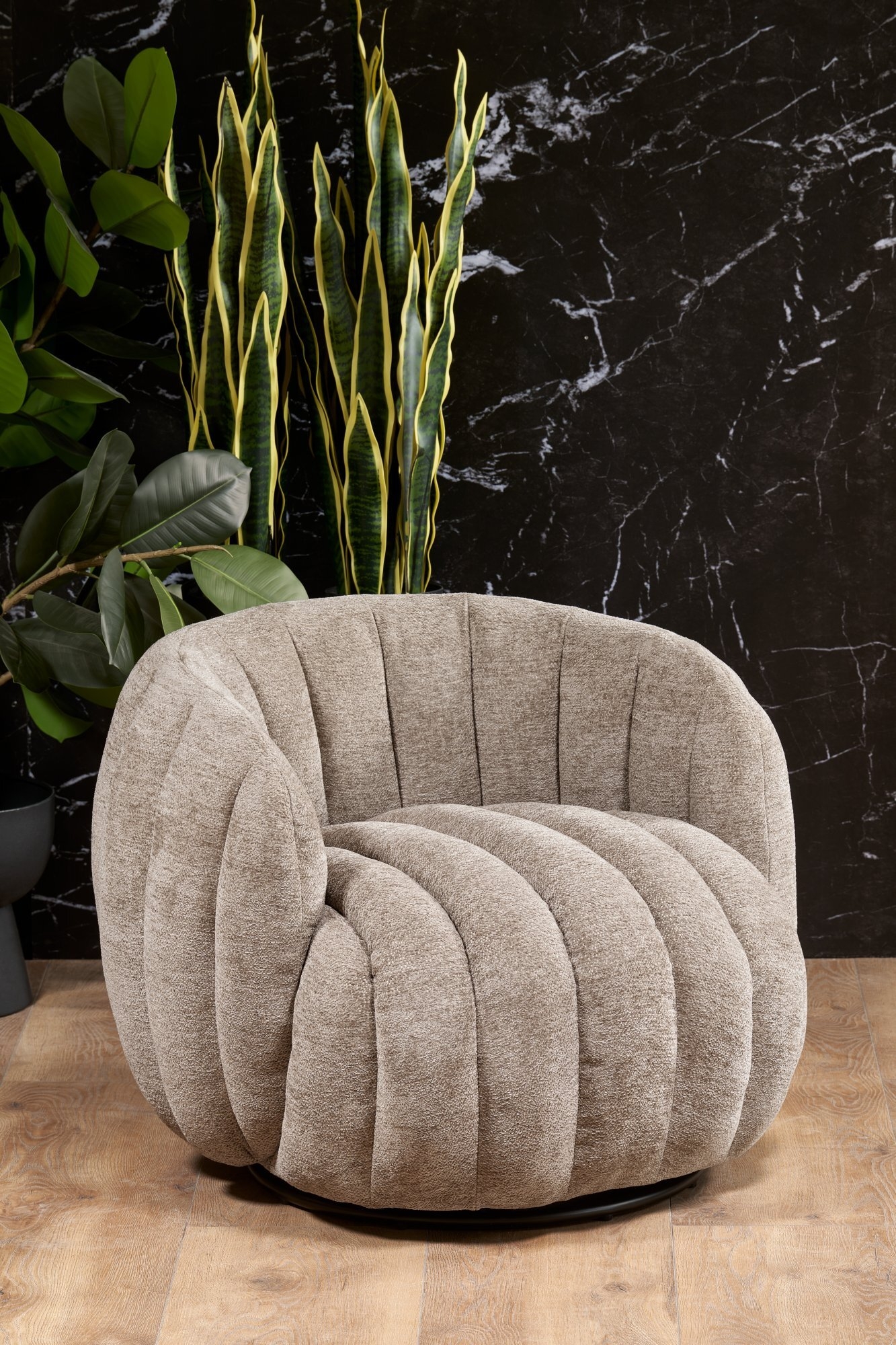 FRASER fotel wypoczynkowy ciemny beżowy (1p=1szt)